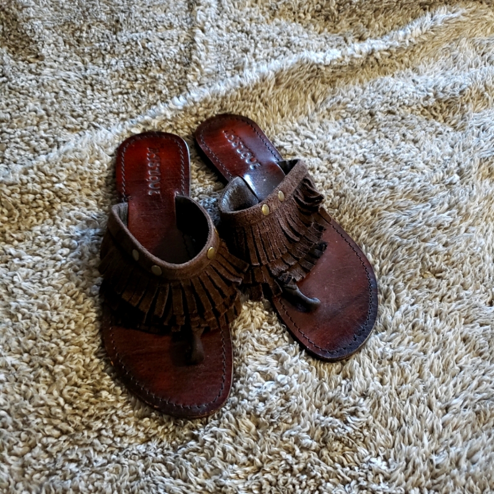 Women's Size 8 Mystique Fringe Sandals